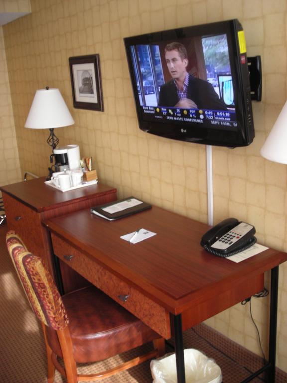 Quality Hotel Downtown-Inn At False Creek Vancouver Quarto foto